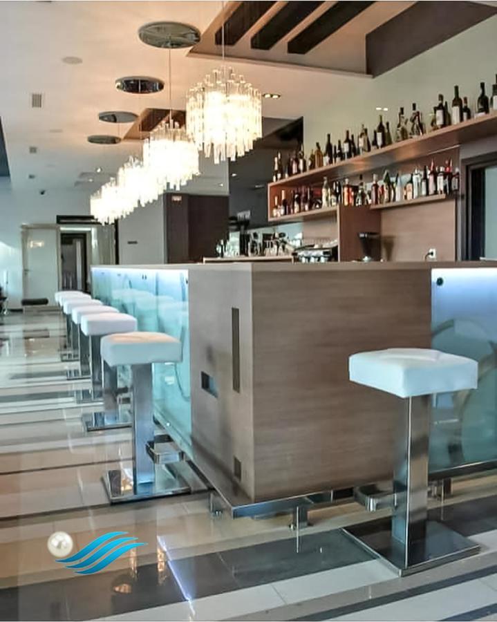 Biser Hotel Derventa Buitenkant foto